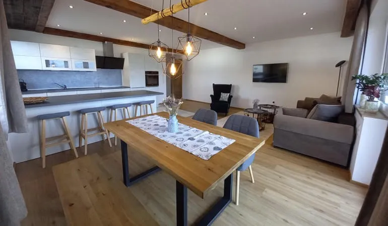 Appartement-Hohe-Salve-bis-5-Personen-92m-+-30m-Terrasse